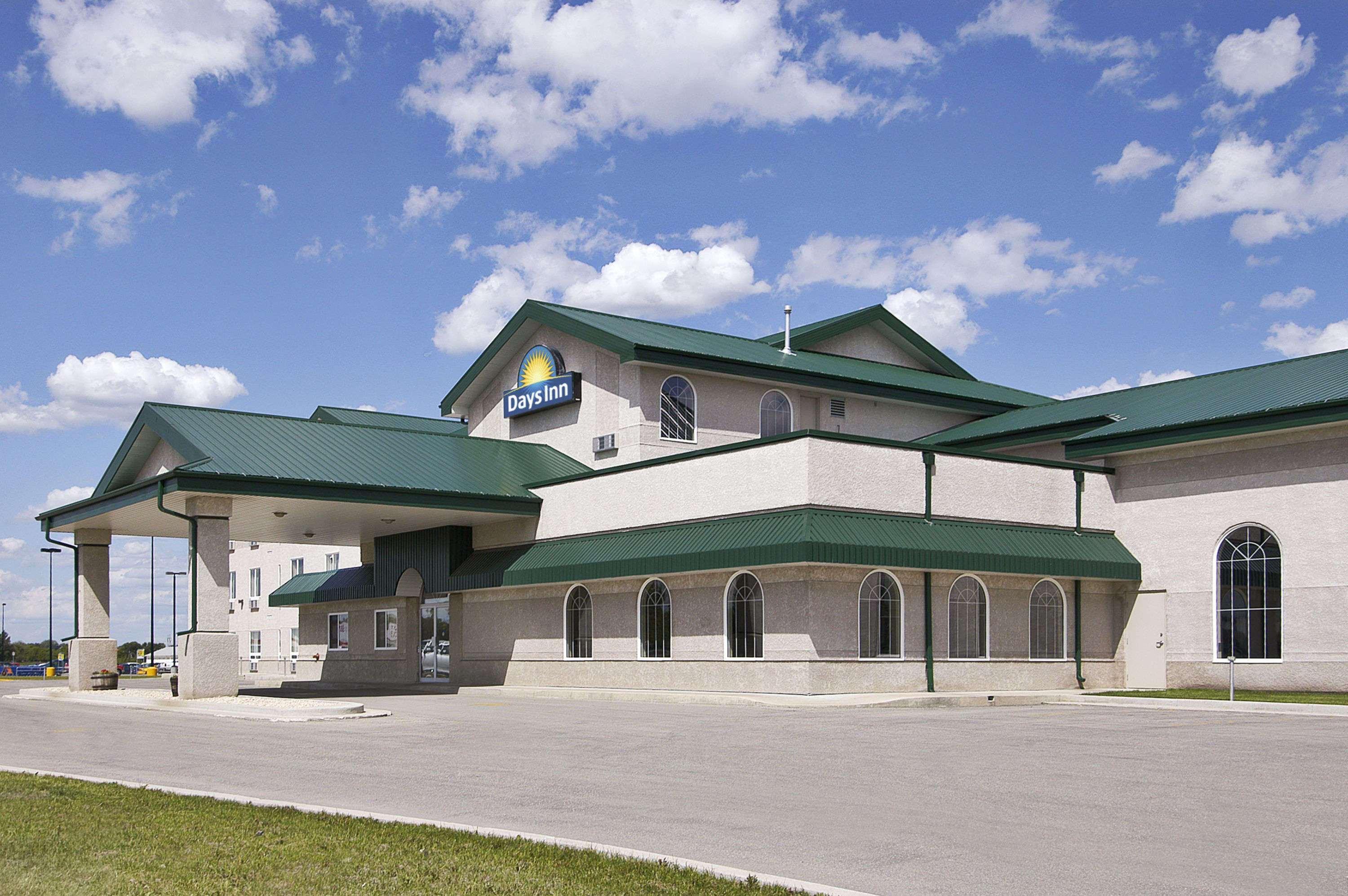 Days Inn & Suites By Wyndham Winkler Exterior foto